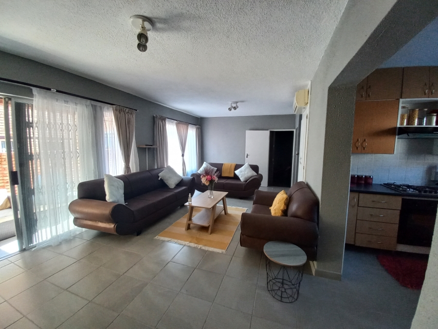 3 Bedroom Property for Sale in Safari Gardens North West